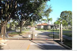 421 SW South River Dr, Stuart, FL 34997 - Photo 22