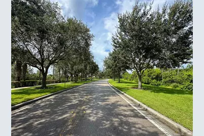 10725 SW Hartwick Drive, Port Saint Lucie, FL 34987 - Photo 22