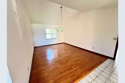 1025 SE 10th Street, Stuart, FL 34996 - Photo 8