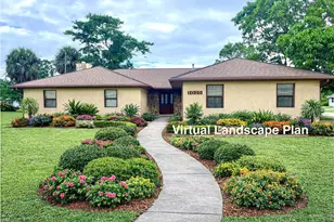 1025 SE 10th St, Stuart, FL 34996 - Photo 2