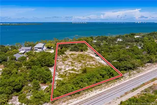 8605 Indian River Dr, Fort Pierce, FL 34982 - Photo 10