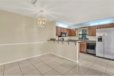 1458 N Lawnwood Circle #24C, Fort Pierce, FL 34950 - Photo 10