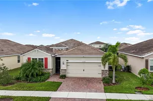 10558 SW Toren Wy, Port Saint Lucie, FL 34987 - Photo 2