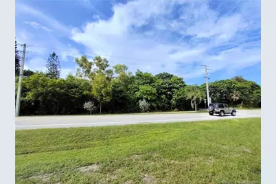 5470 SE Ebbtide Avenue, Stuart, FL 34997 - Photo 8