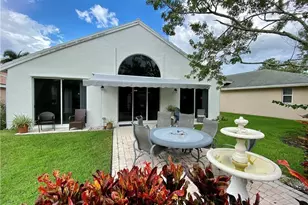 3198 SE Carrick Green Ct, Port Saint Lucie, FL 34952 - Photo 4