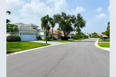 3198 SE Carrick Green Court, Port Saint Lucie, FL 34952 - Photo 6