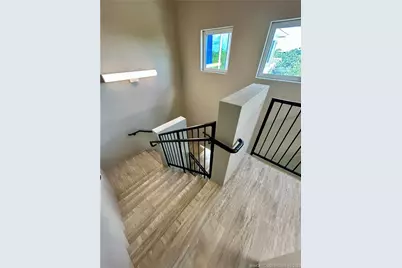 411 Osceloa Street Street #302, Stuart, FL 34994 - Photo 6