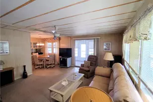 2540 SE Penny Ln, Stuart, FL 34994 - Photo 14