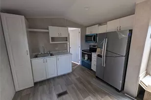 2423 NE Palm Ave, Jensen Beach, FL 34957 - Photo 4