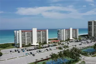 9490 S Ocean Dr, Jensen Beach, FL 34957 - Photo 2