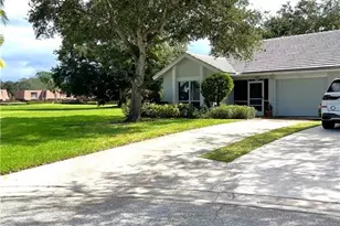 3319 SW Villa Pl, Palm City, FL 34990 - Photo 2