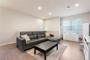 3031 SE Lexington Lakes Dr, Stuart, FL 34994 - Photo 10