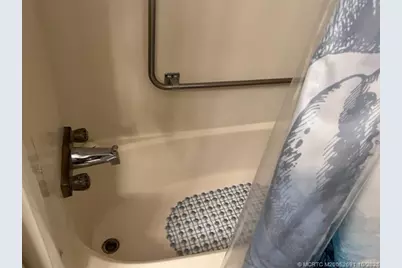 6201 Holly Lane, Lantana, FL 33462 - Photo 26