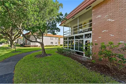 1225 NW 21st Street #Bldg 26 Unit 6-2608, Stuart, FL 34994 - Photo 4