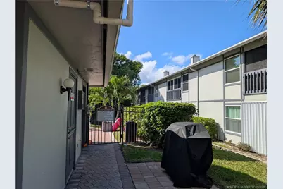 8291 SE Croft Circle #Apt M8, Hobe Sound, FL 33455 - Photo 24