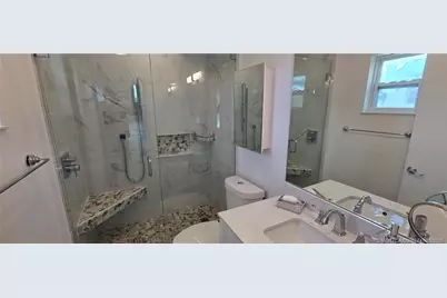 5267 NE Shore Village Terrace, Stuart, FL 34996 - Photo 16