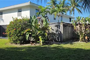 5267 NE Shore Village Terrace, Stuart, FL 34996 - Photo 4