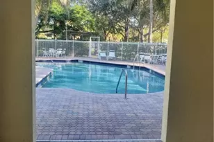 47 SE Sedona Cir, Stuart, FL 34994 - Photo 18