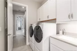 2505 NE Evinrude Cir, Jensen Beach, FL 34957 - Photo 30