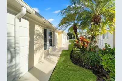 8457 SE Retreat Drive, Hobe Sound, FL 33455 - Photo 32