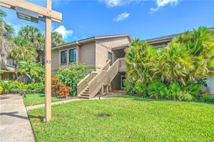 233 NE Edgewater Dr, Stuart, FL 34996 - Photo 10