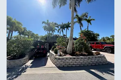 386 NW Boundary Drive, Port Saint Lucie, FL 34986 - Photo 24