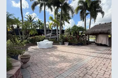 492 NW Boundary Drive, Port Saint Lucie, FL 34986 - Photo 18