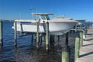 53 SE Seminole St, Stuart, FL 34994 - Photo 6