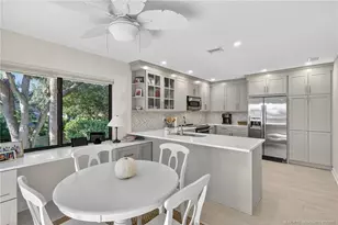 6404 SE Brandywine Ct, Stuart, FL 34997 - Photo 10