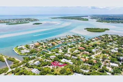 7 Island Road, Stuart, FL 34996 - Photo 2