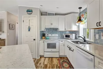 716 Nettles Boulevard, Jensen Beach, FL 34957 - Photo 16