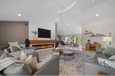 5044 SW Bermuda Way, Palm City, FL 34990 - Photo 6