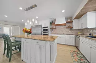 5044 SW Bermuda Way, Palm City, FL 34990 - Photo 12