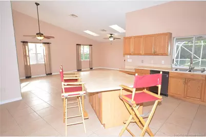 321 SE Cork Road, Port Saint Lucie, FL 34984 - Photo 4