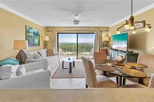 379 NE Tradewind Ln, Stuart, FL 34996 - Photo 10