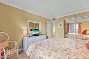 379 NE Tradewind Ln, Stuart, FL 34996 - Photo 22