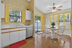 6001 SE Martinique Dr, Stuart, FL 34997 - Photo 16