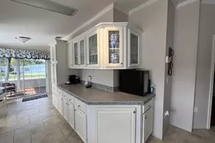 6120 Holly Ln, Lantana, FL 33462 - Photo 2