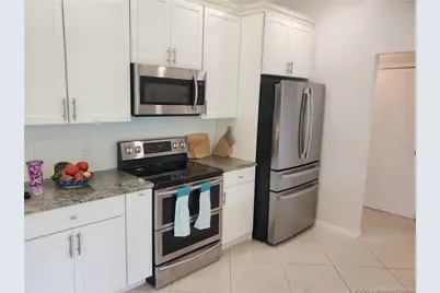 590 NE Lima Vias, Jensen Beach, FL 34957 - Photo 10