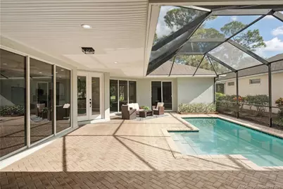 1018 Carolina Circle SW, Vero Beach, FL 32962 - Photo 26