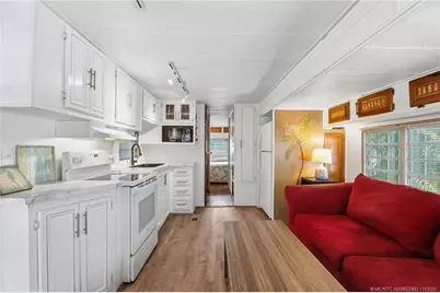 580 Nettles Boulevard, Jensen Beach, FL 34957 - Photo 10