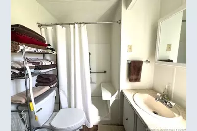 6453 Birch Lane, Lantana, FL 33462 - Photo 10