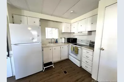 6453 Birch Lane, Lantana, FL 33462 - Photo 2