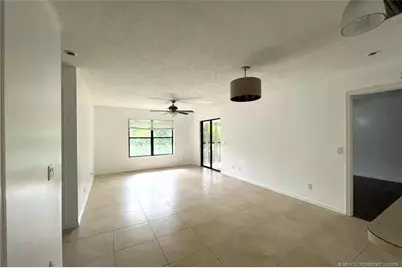 6543 SE Federal Highway #202, Stuart, FL 34997 - Photo 2