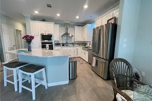 118 NE Bay Dr, Jensen Beach, FL 34957 - Photo 10