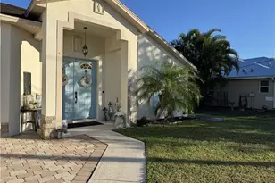 2573 SW Calender St, Port Saint Lucie, FL 34953 - Photo 2