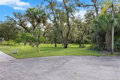 2260 Sweetwater Drive, Fort Pierce, FL 34981 - Photo 4