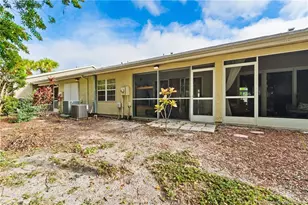 1656 SE Green Acres Cir, Port Saint Lucie, FL 34952 - Photo 14