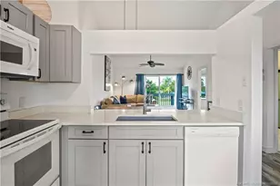 1555 NE Beacon Dr, Jensen Beach, FL 34957 - Photo 8