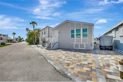 351 Nettles Boulevard, Jensen Beach, FL 34957 - Photo 6